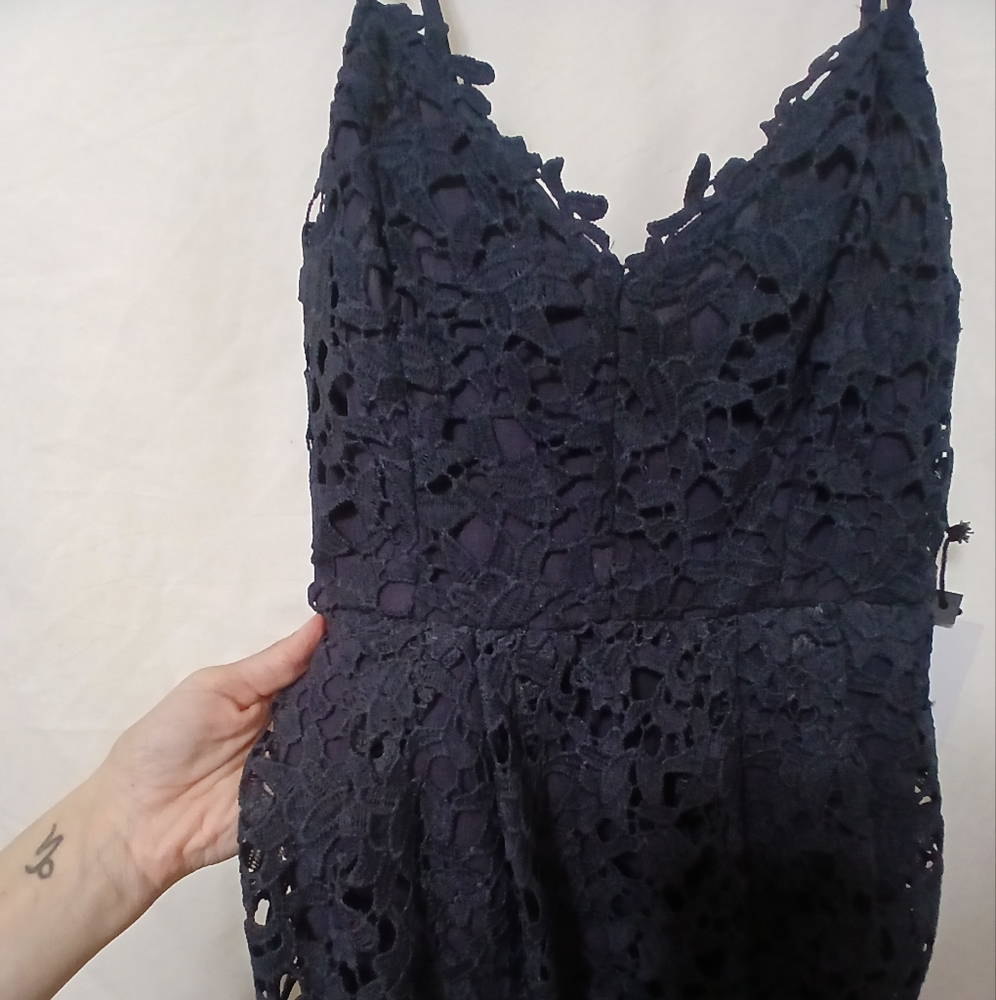 ASTR the label blue lace cutout dress MAXI Sz SMALL like new no flaws